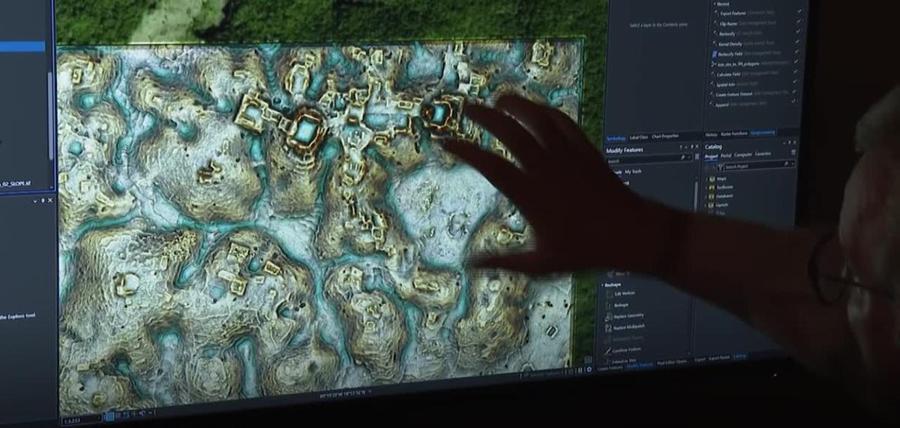 Mayan Using A Computer SSFP - Scientists See Traces of Ancient Mayan City in Southern Mexico ...